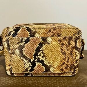 Madewell snake print genuine leather transport camera crossbody bag NWOT